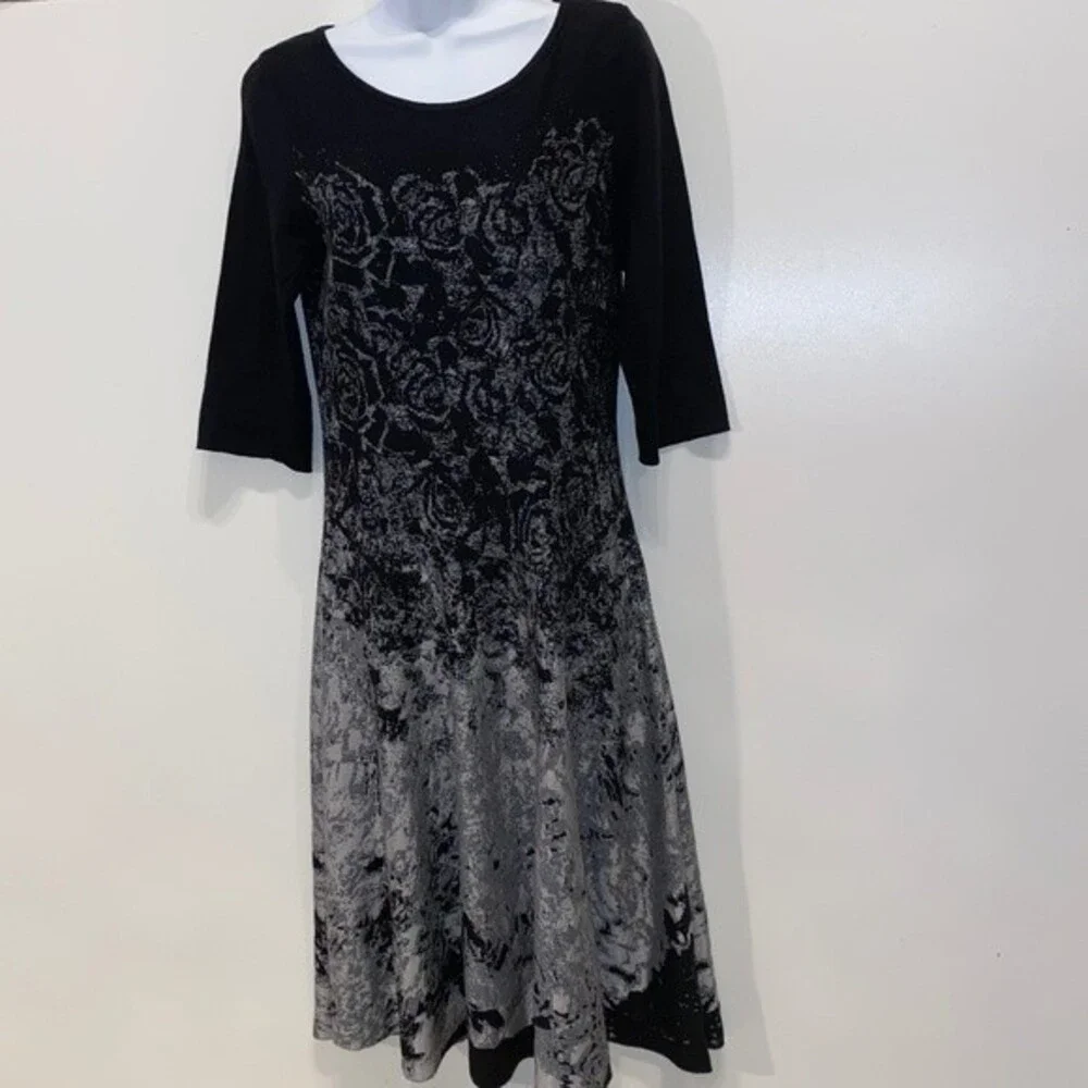 Dress - Picture 1 of 5